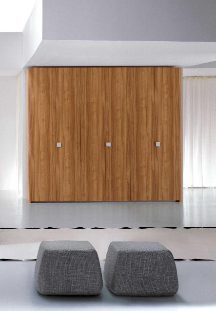 armoire ouvrante italienne facade bois